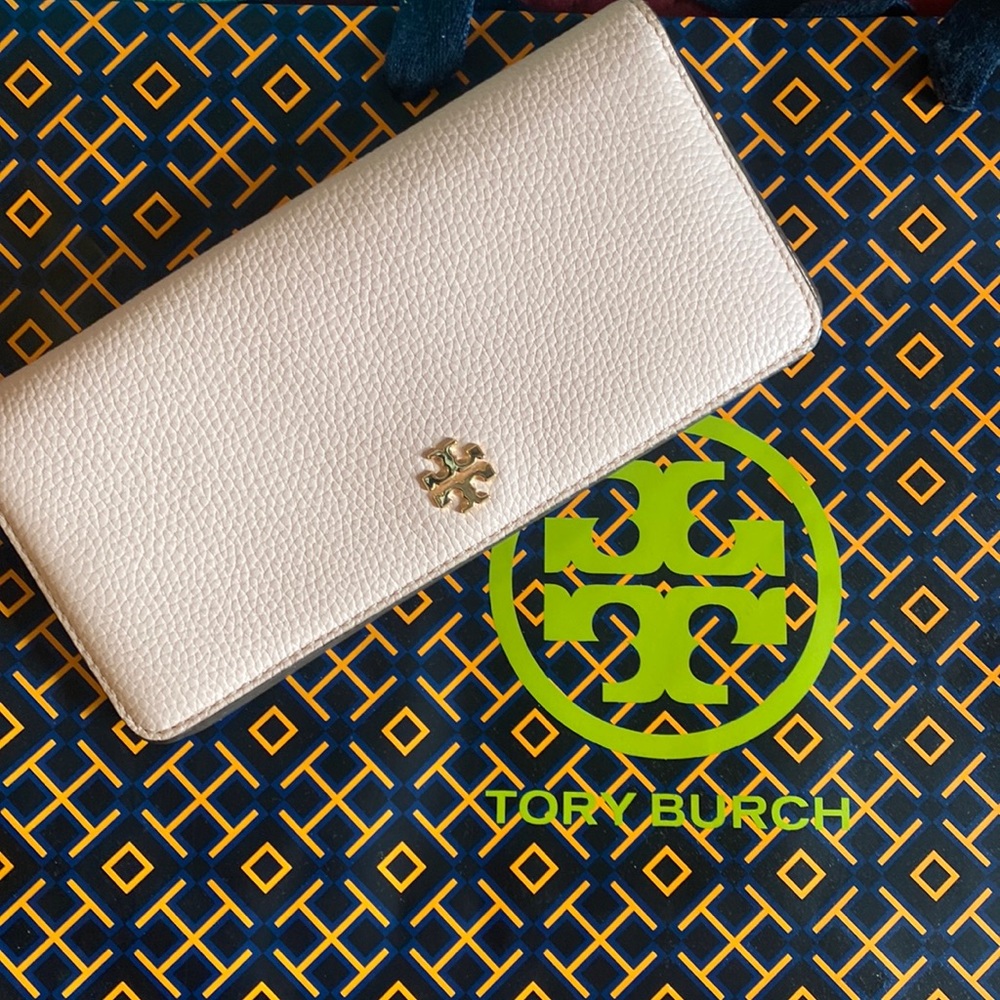 Tory Burch flat wallet (bifold)